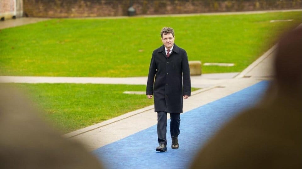 Nicușor Dan - președintele polului conservator sau când propria ”sectă”  se întoarce împotriva ta: gândirea politică magică cu smartphone
