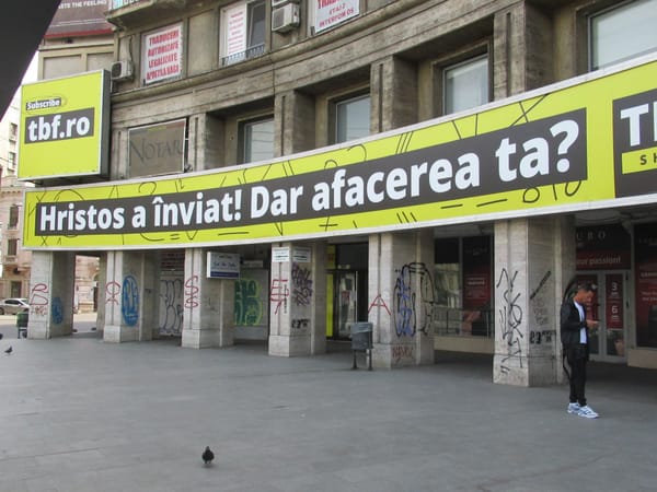 Reclama din Piața Romană - cam despre asta e