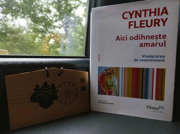 „Orice ființă strigă în tăcere să fie citită în mod diferit”.
