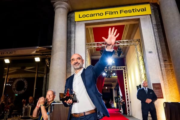 Negru pe negru. Andrei Plahov despre filmul „Nu e locul tău aici” în regia lui Florin Șerban