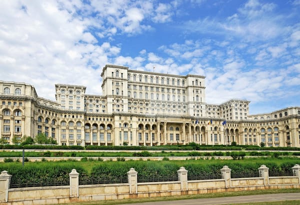 Turul patruzeci  - de Dan Șelaru